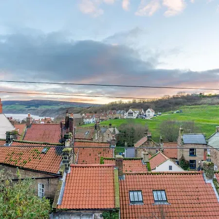 בית נופש 2 Bed In Robin Hoods Bay Oc-r100 *