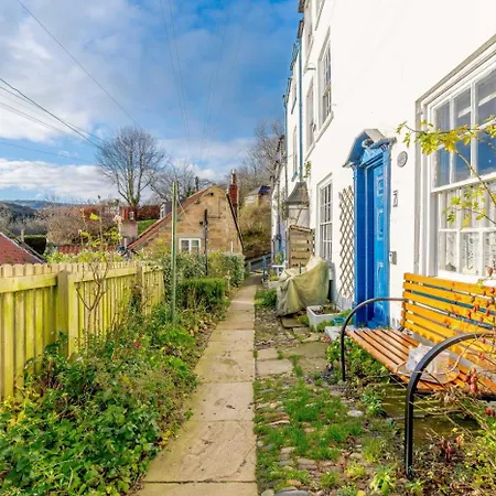בית נופש 2 Bed In Robin Hoods Bay Oc-r100