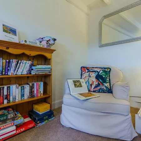 펜션 2 Bed In Robin Hoods Bay Oc-r100