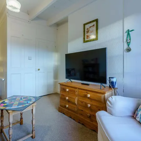 2 Bed In Robin Hoods Bay Oc-r100 펜션 *