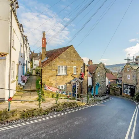 펜션 2 Bed In Robin Hoods Bay Oc-r100