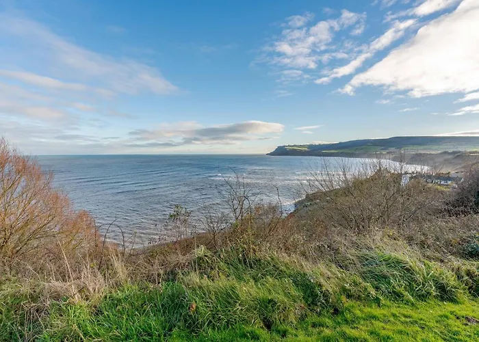 2 Bed In Robin Hoods Bay Oc-r100 *